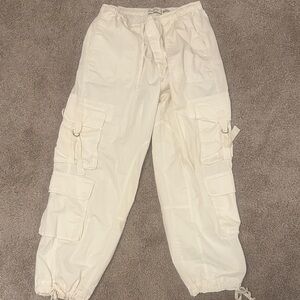 Abercrombie & Fitch Off-White Cream Elastic Waist Cargo Pants